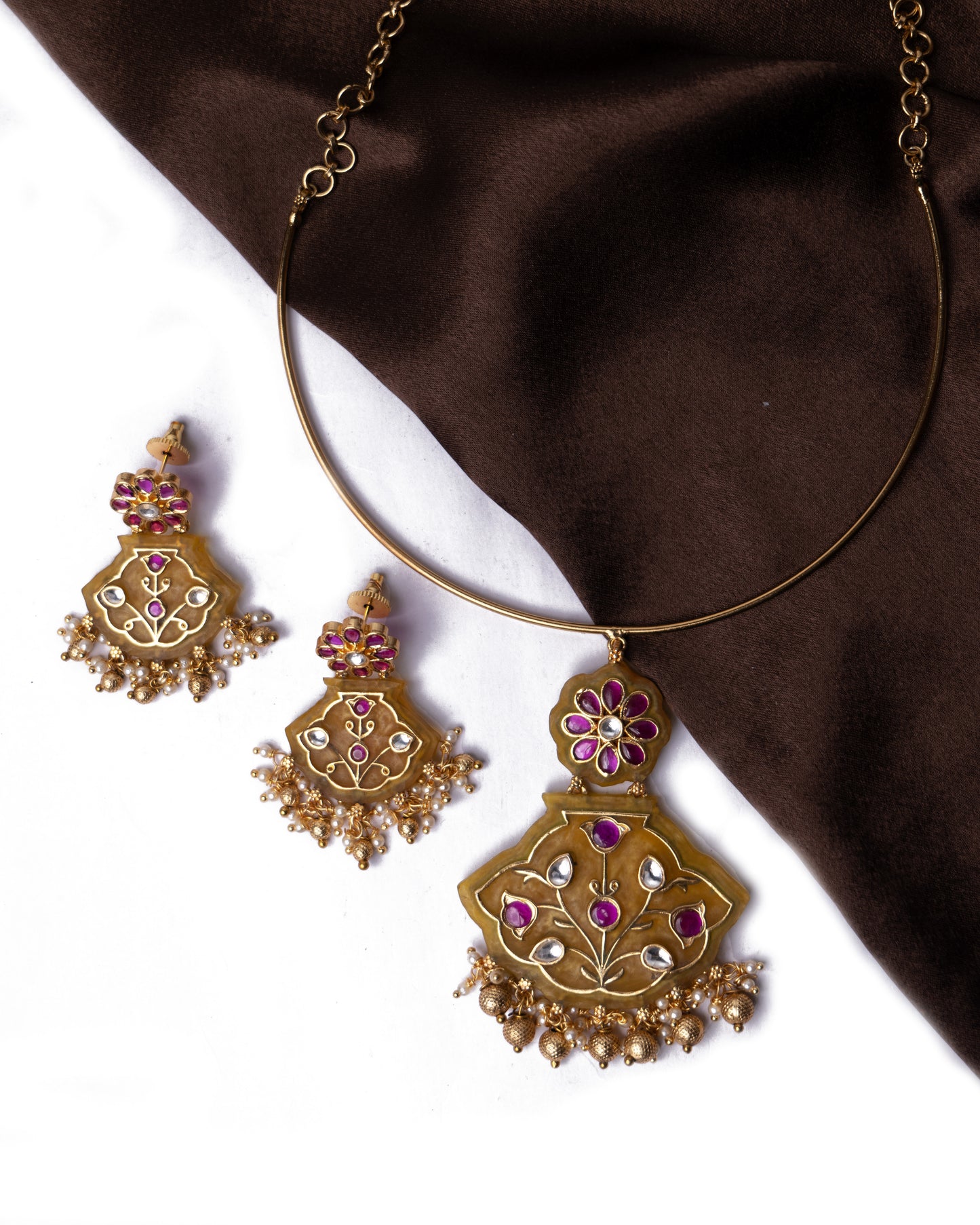 Indira pendant Necklace Set